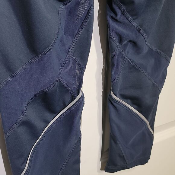 𝅺Zella Cropped Leggings Black Size Small - Picture 4 of 6